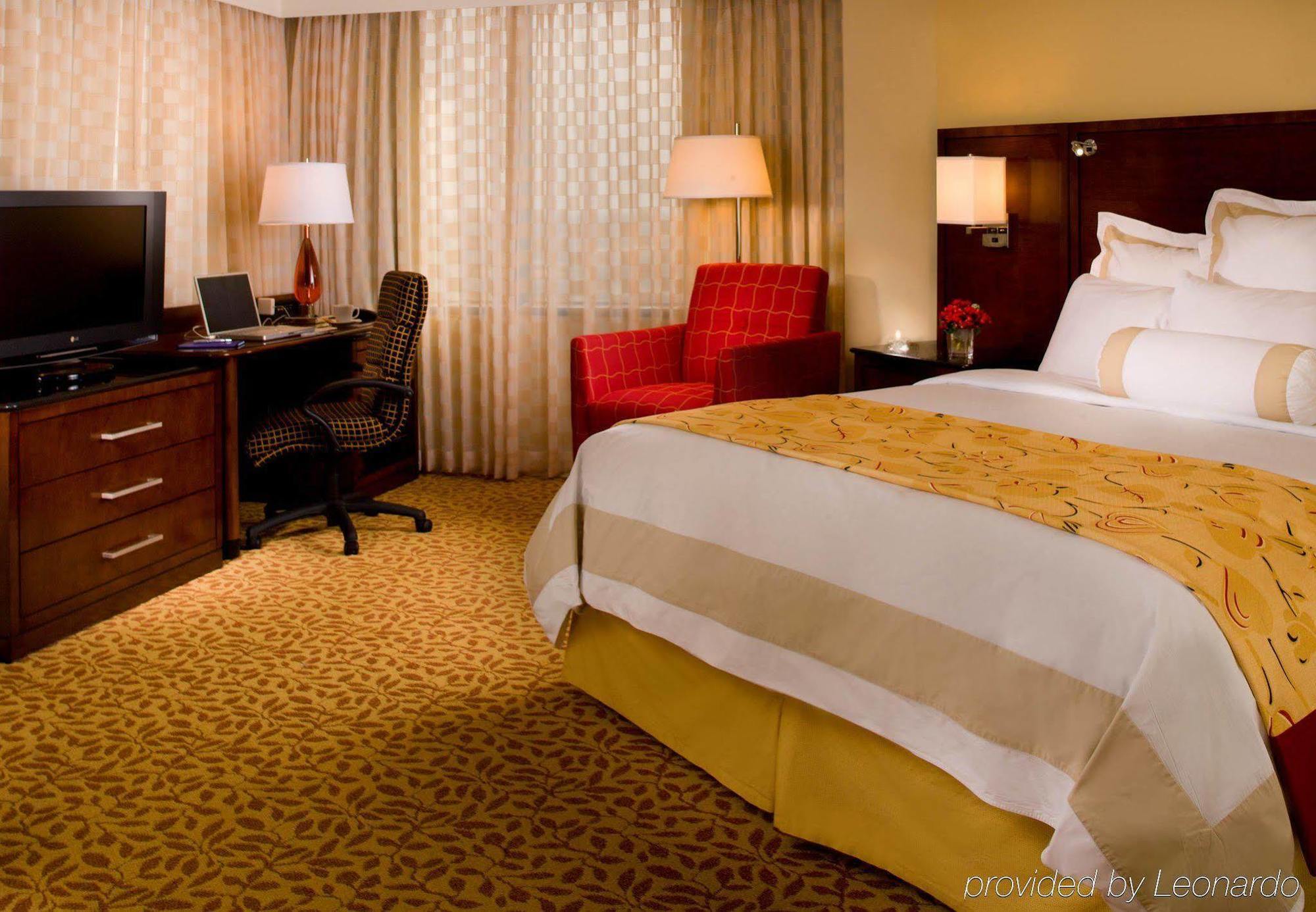 New Orleans Marriott Metairie At Lakeway Buitenkant foto